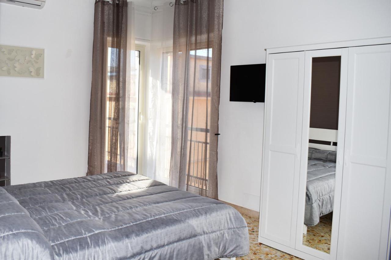Home Neapol Zewnętrze zdjęcie