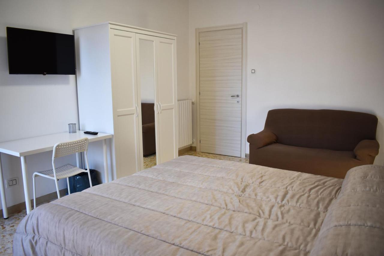 Home Neapol Zewnętrze zdjęcie