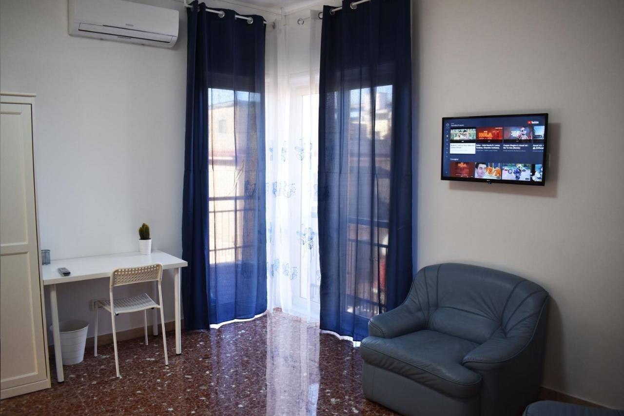Home Neapol Zewnętrze zdjęcie