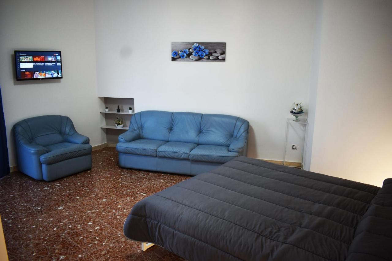 Home Neapol Zewnętrze zdjęcie