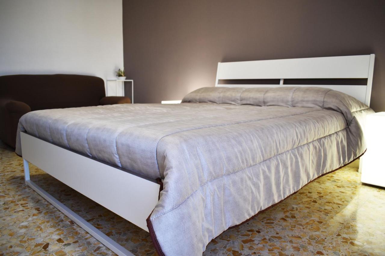 Home Neapol Zewnętrze zdjęcie
