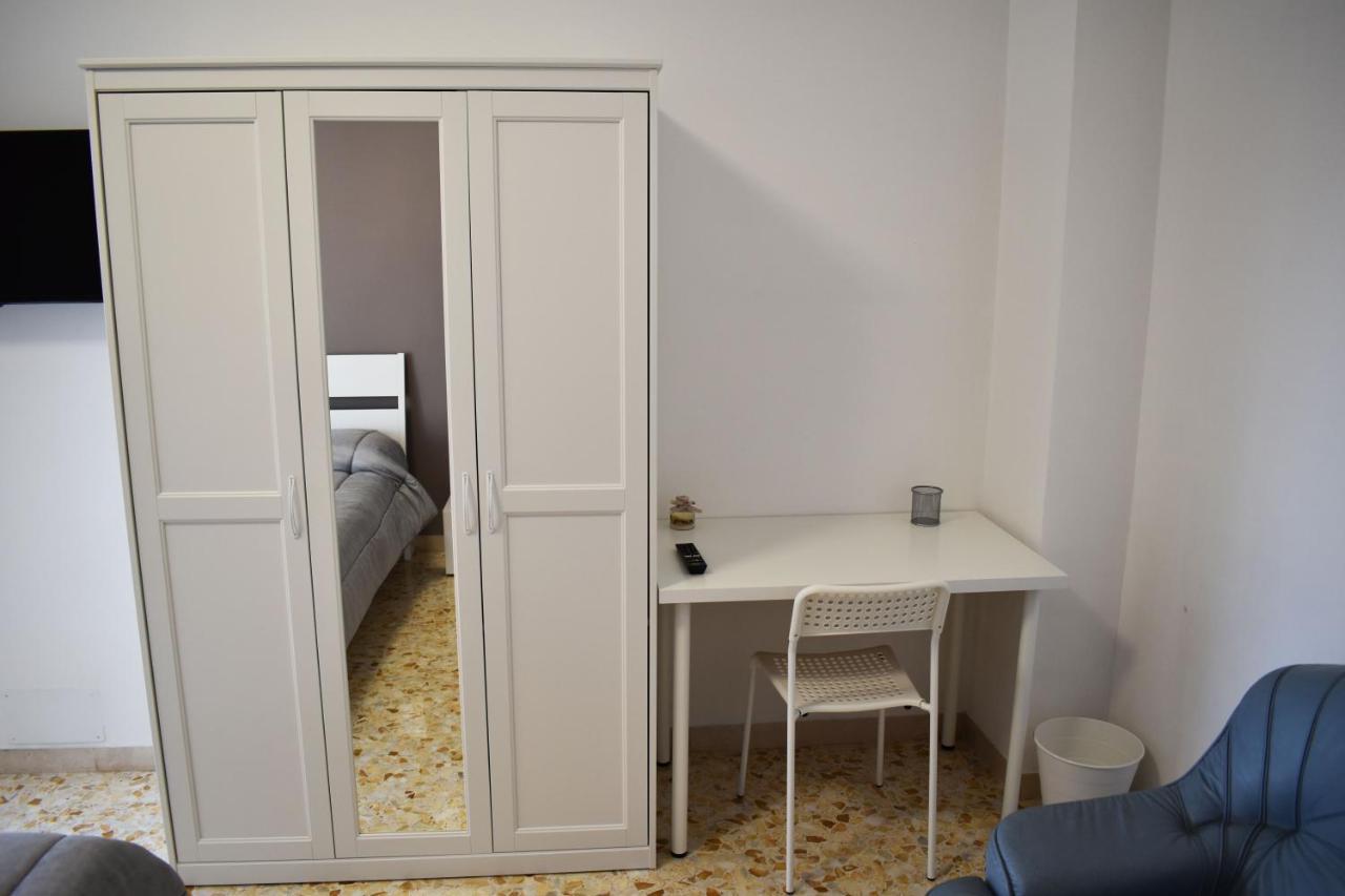 Home Neapol Zewnętrze zdjęcie