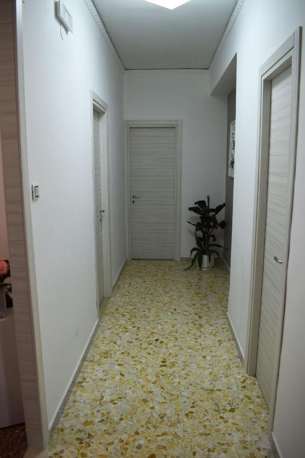 Home Neapol Zewnętrze zdjęcie