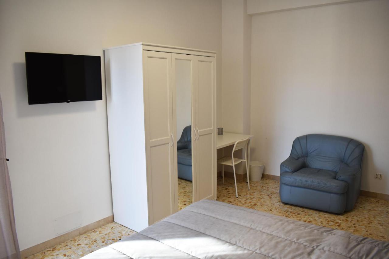 Home Neapol Zewnętrze zdjęcie